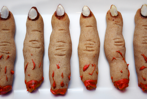 witches_fingers2.jpg
