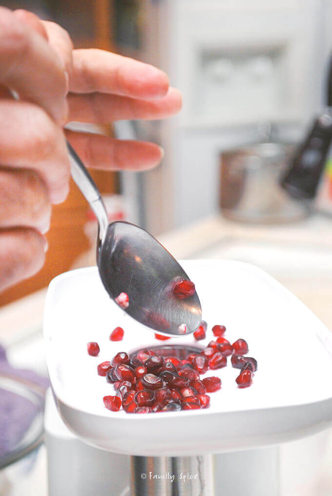 The Best Way to Juice a Pomegranate - Family Spice