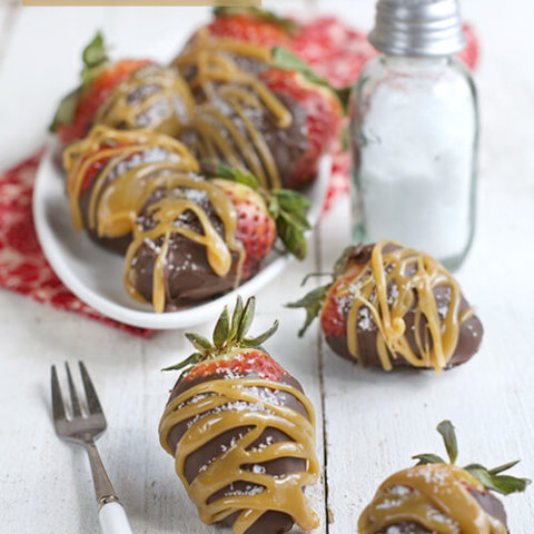 Salted Caramel Chocolate Covered Strawberries by FamilySpice.com