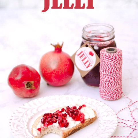 Pomegranate jelly spread on toast with free label printable by FamilySpice.com