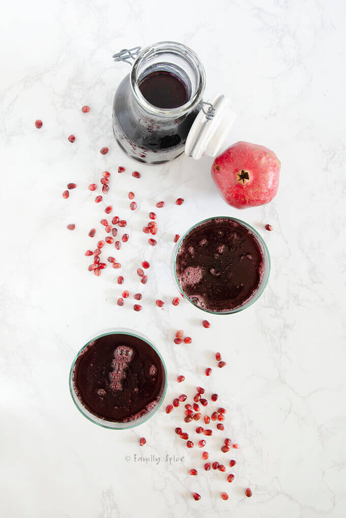 Making pomegranate jello with pomegranate juice by FamilySpice.com