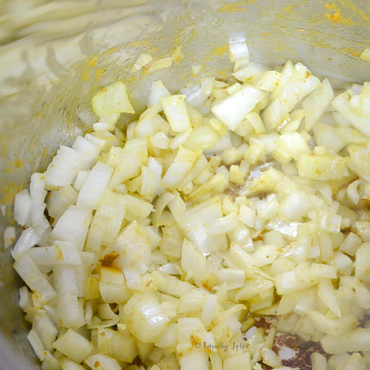 Sautéing chopped onions in an instant pot